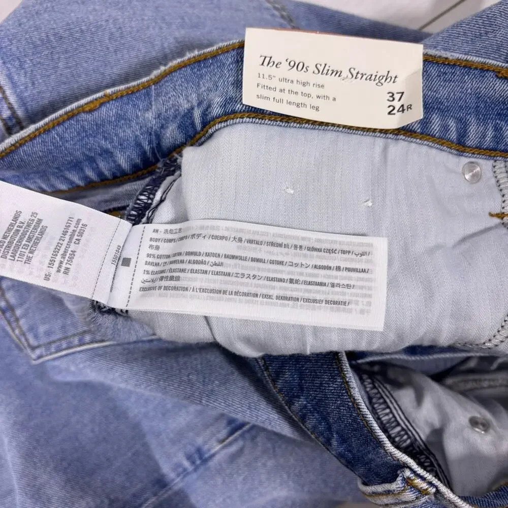 NWT Abercrombie & Fitch 90s Slim Straight Ultra High Rise Jeans Size 37 T9